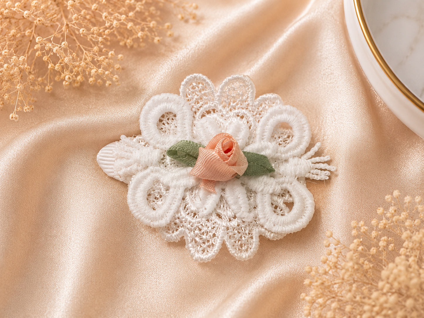 Colette Lace Embroidered Lace Hair Clip